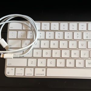 Apple Magic Keyboard, like new.